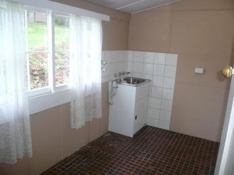 49 Caroline Street, East Gosford NSW 2250