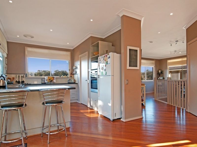 3 Stewart Brougham Close, Lisarow NSW 2250