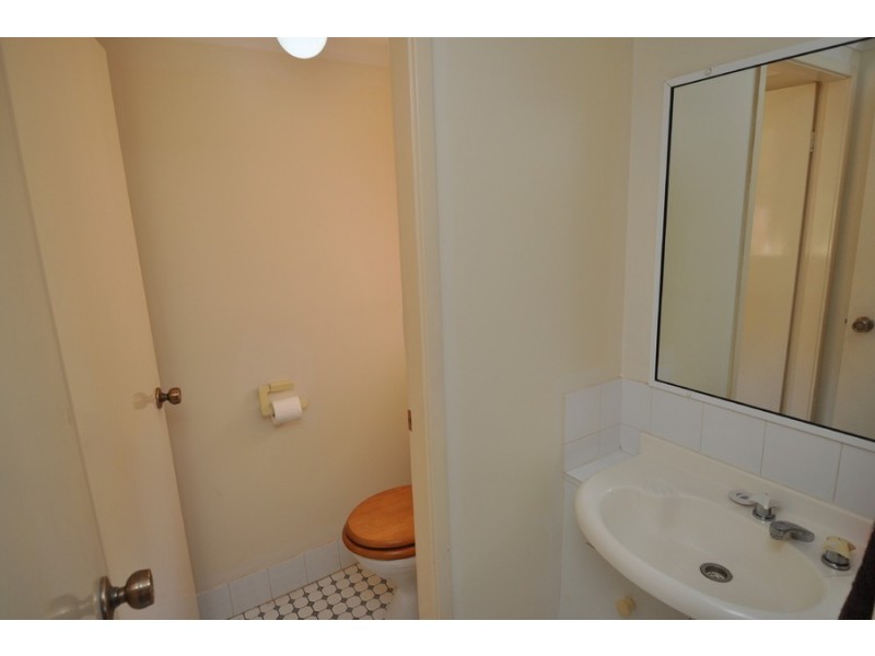 1/51 Henry Parry Drive, Gosford NSW 2250