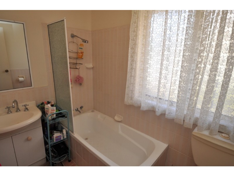 1/51 Henry Parry Drive, Gosford NSW 2250