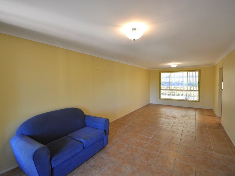 74 Deane Street, Narara NSW 2250