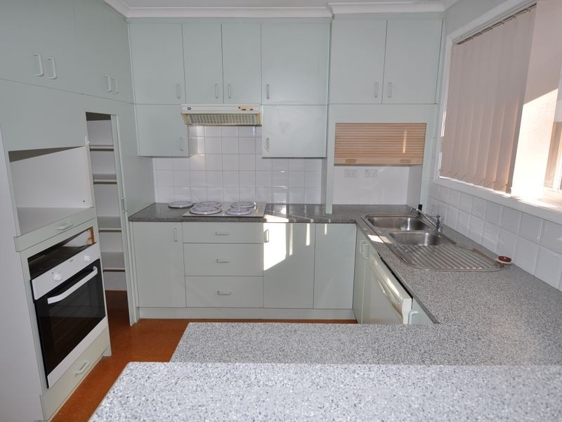 9 Malison Street, Wyoming NSW 2250