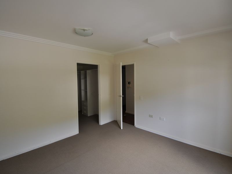 2/24 Watt Street, Gosford NSW 2250