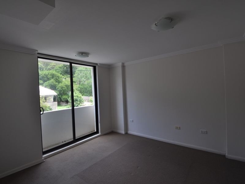 2/24 Watt Street, Gosford NSW 2250