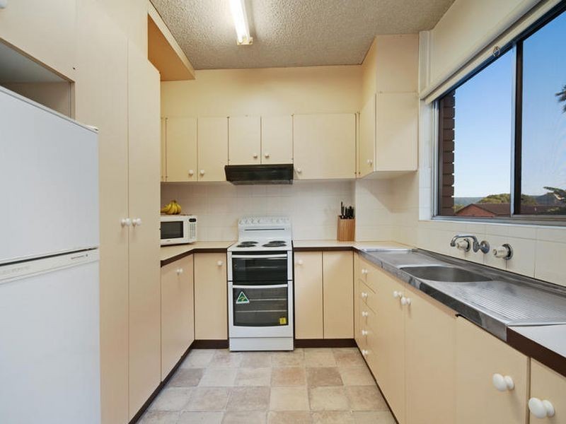 2/146 Albany Street, Point Frederick NSW 2250