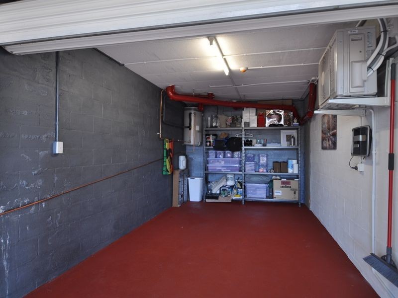 8/142 Faunce street, Gosford NSW 2250