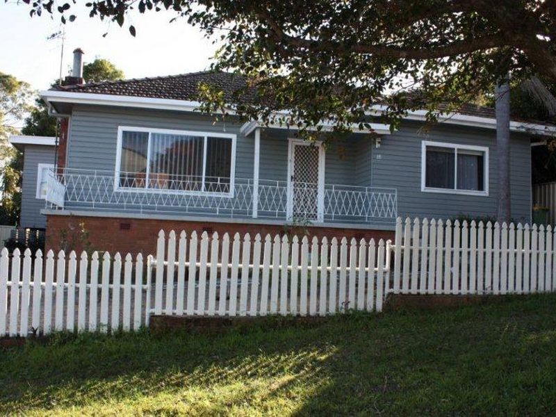 18 Moore street, West Gosford NSW 2250