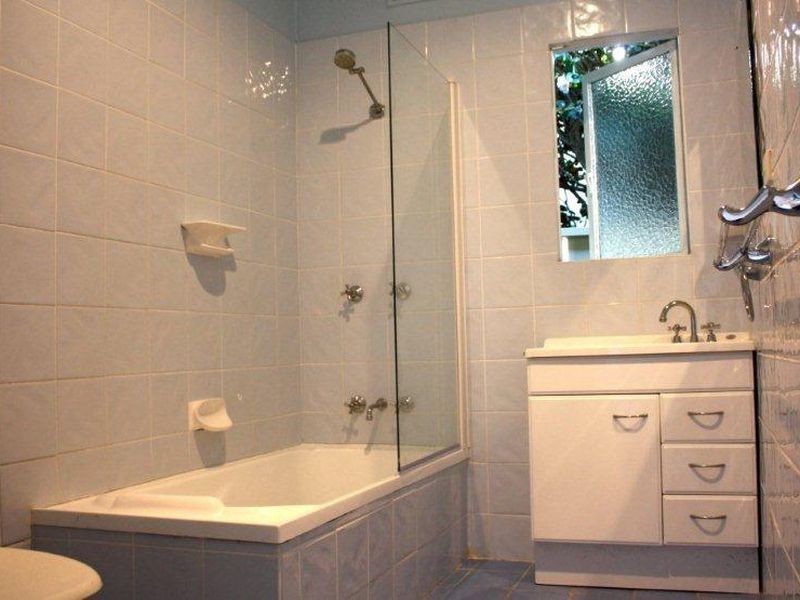 18 Moore street, West Gosford NSW 2250