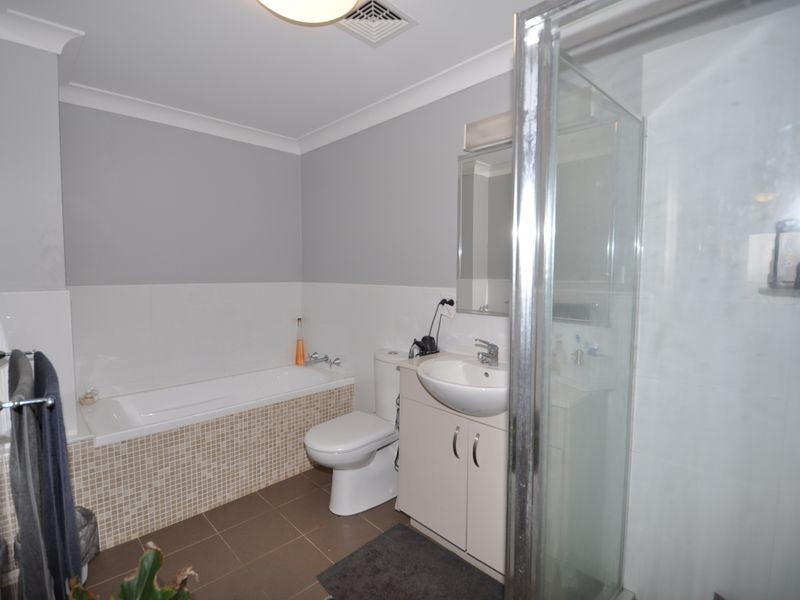 2/89 Faunce Street, West, Gosford NSW 2250