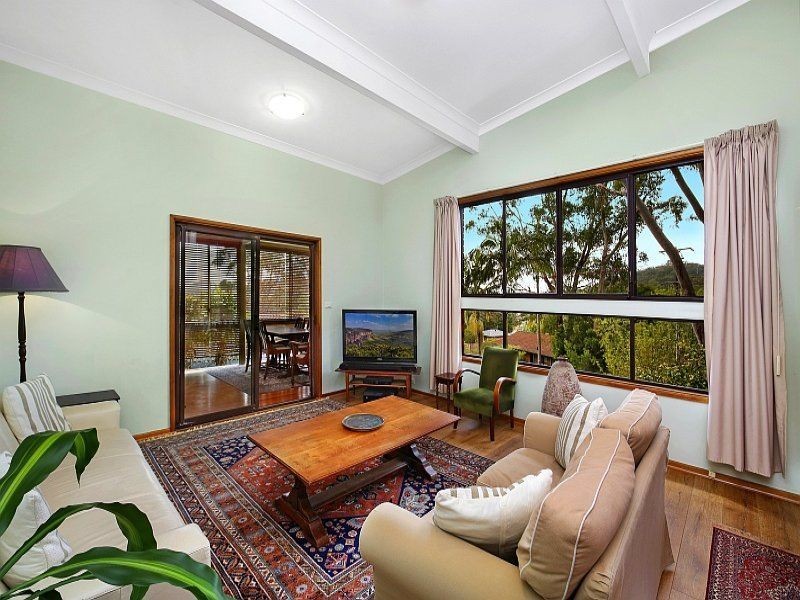 55 Wendy Drive, Point Clare NSW 2250