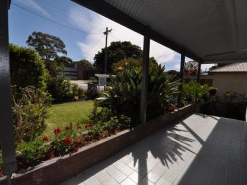 11 Brougham Street, East Gosford NSW 2250