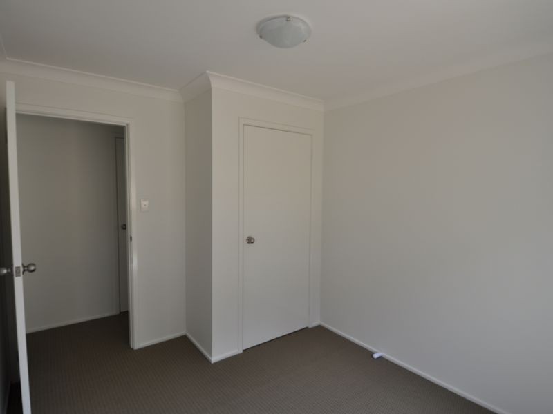 2/60 Bradys Gully Road, North Gosford NSW 2250