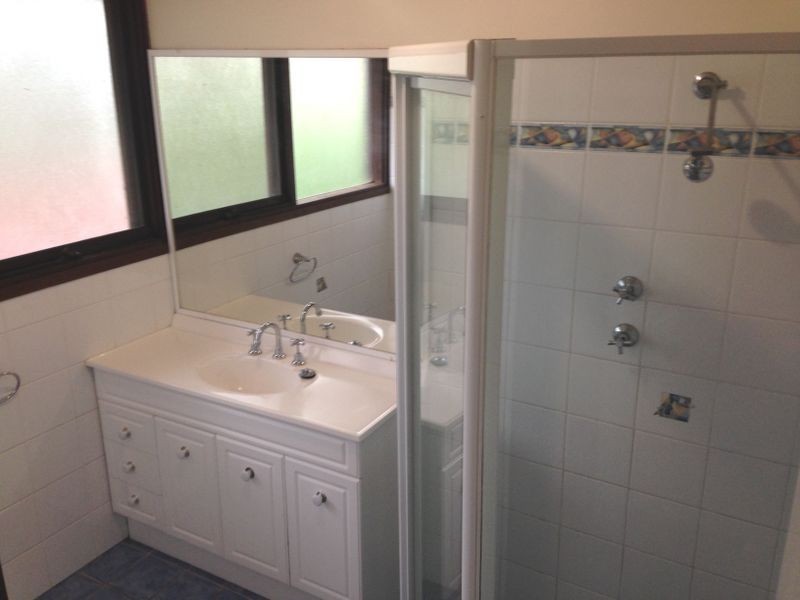 3 Ryton Close, Wyoming NSW 2250