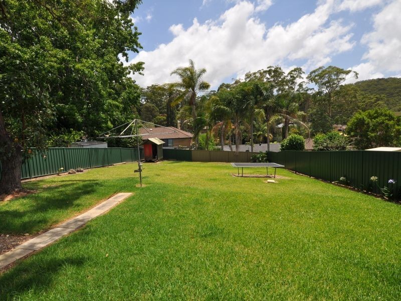 22 Sunset Street, Wyoming NSW 2250