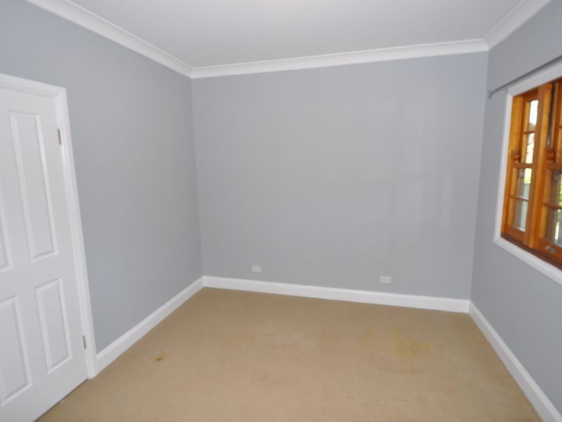 6 Yates Road, Ourimbah NSW 2258