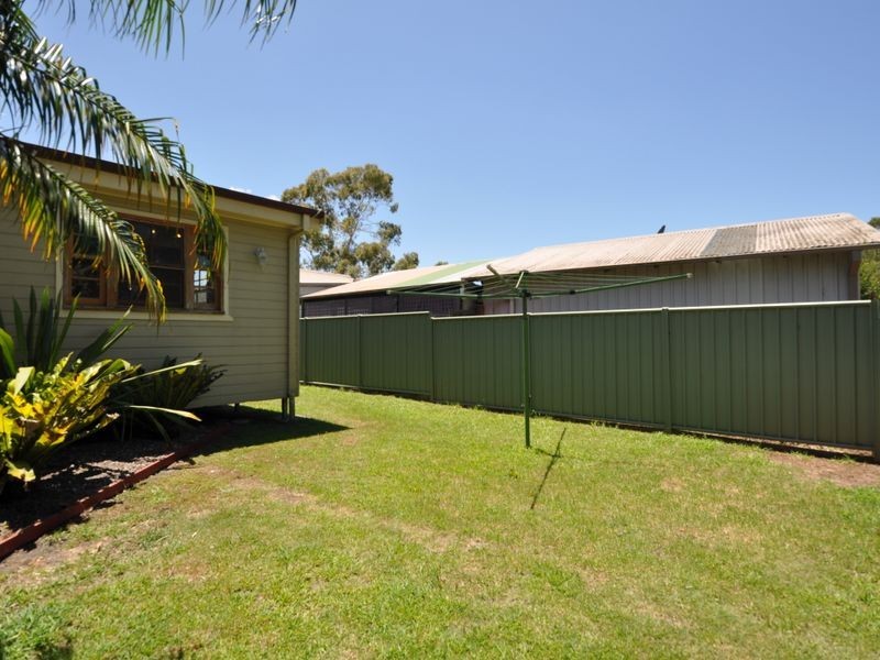 6 Yates Road, Ourimbah NSW 2258