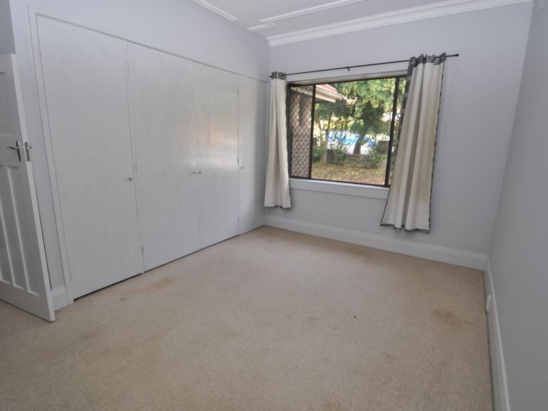 8 York Street, East Gosford NSW 2250