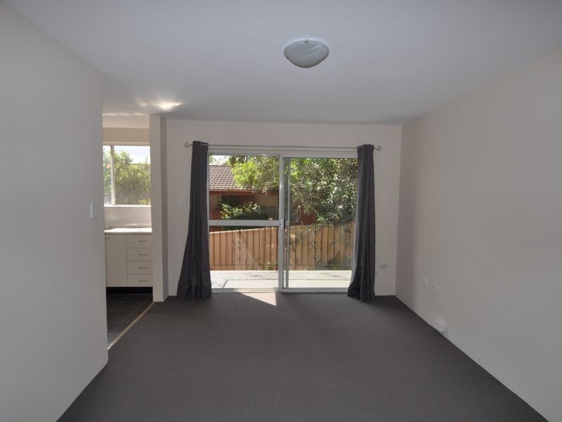 3/7 Sinclair Street, Gosford NSW 2250