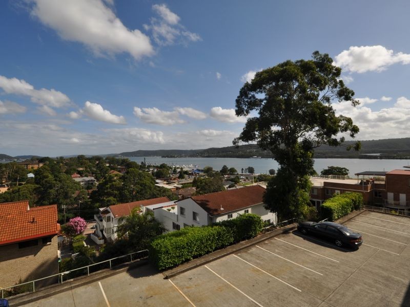 22/3 Joseph Lloyd Close, Gosford NSW 2250