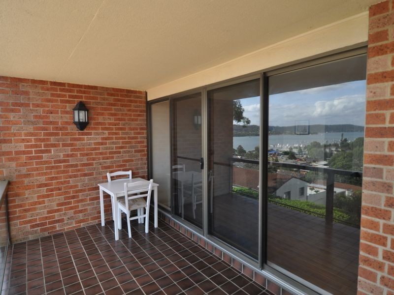 22/3 Joseph Lloyd Close, Gosford NSW 2250