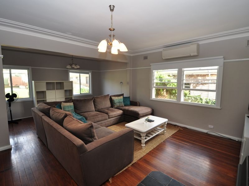 6 Jaques Street, Ourimbah NSW 2258