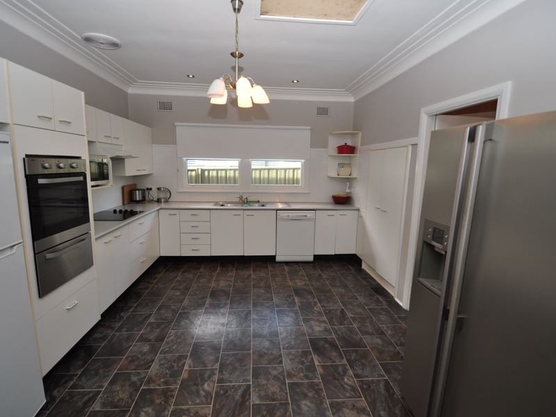 6 Jaques Street, Ourimbah NSW 2258