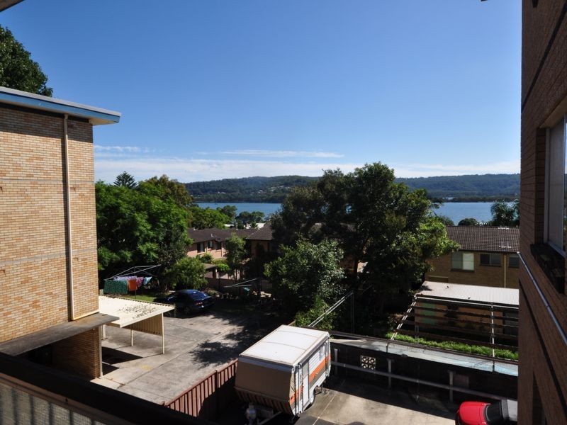 5/148 Albany Street, Point Frederick NSW 2250