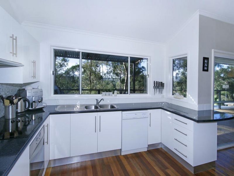 35 Alison Road, Springfield NSW 2250