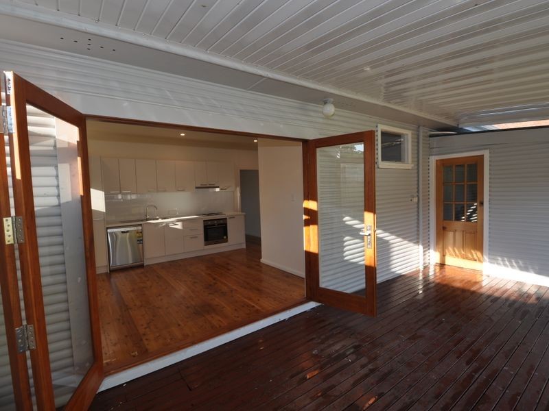 100 Wells Street, East Gosford NSW 2250