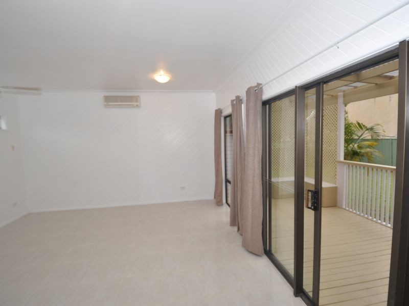 8A Yates Road, Ourimbah NSW 2258