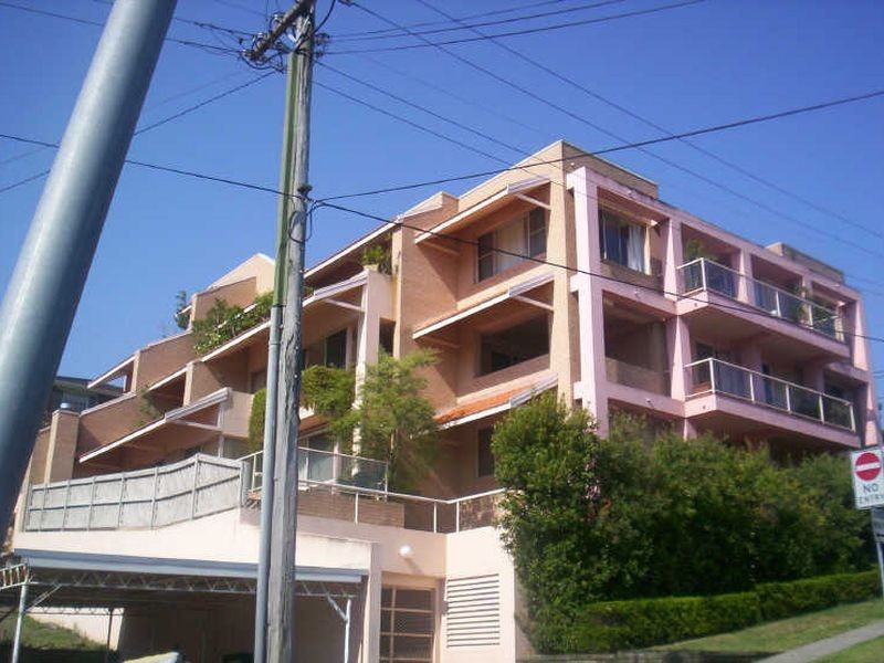 1/60 Henry Parry Drive, Gosford NSW 2250