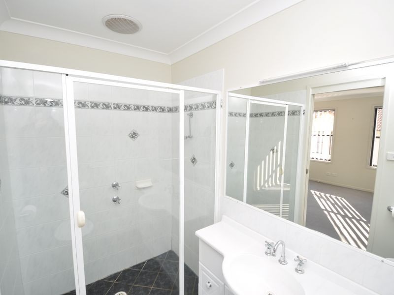 5/51 Newling Street, Lisarow NSW 2250