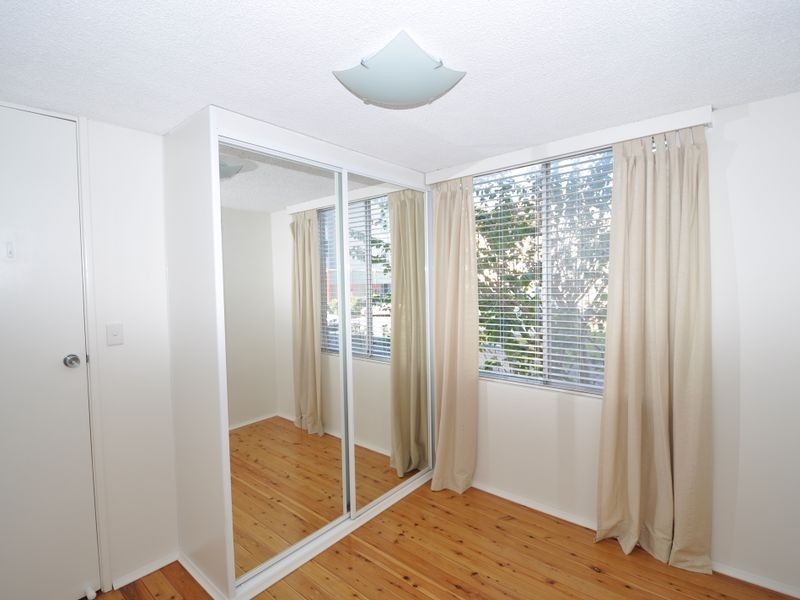 2/42 Frederick Street, Point Frederick NSW 2250