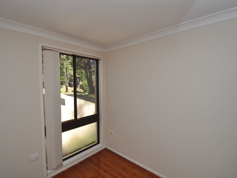 5 Cranbrook Avenue, Wyoming NSW 2250