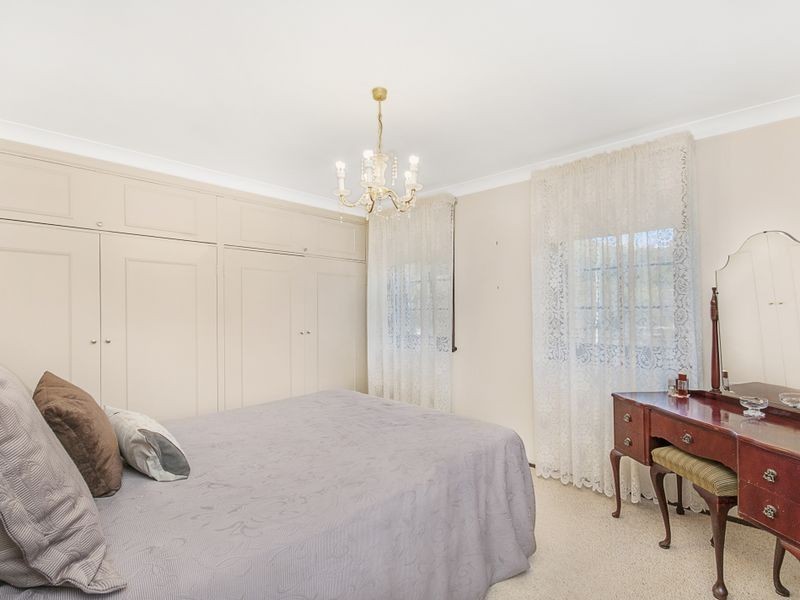 15 Elissa Crescent, Wyoming NSW 2250