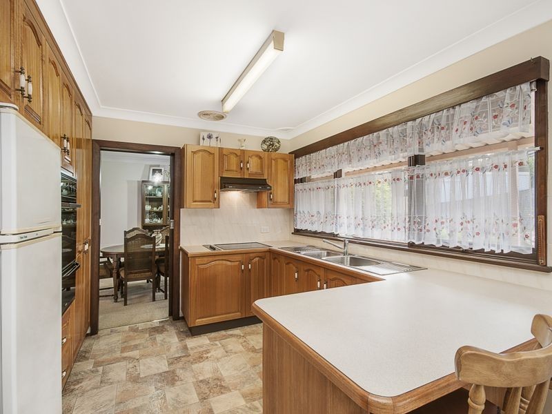 15 Elissa Crescent, Wyoming NSW 2250