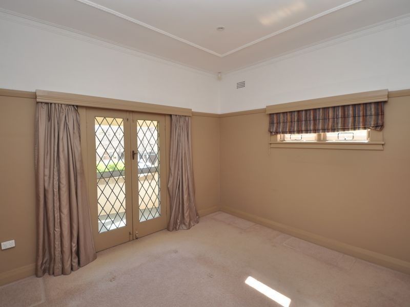 179 Albany Street, Point Frederick NSW 2250