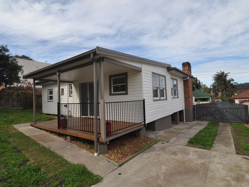 12 Donnison, West Gosford NSW 2250