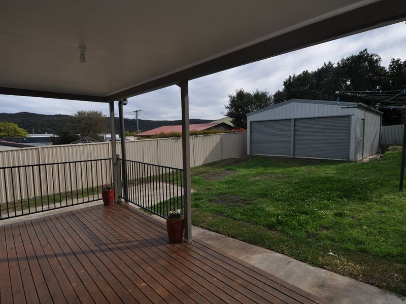 12 Donnison, West Gosford NSW 2250