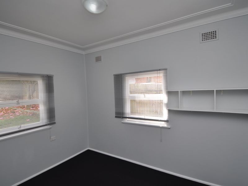 12 Donnison, West Gosford NSW 2250