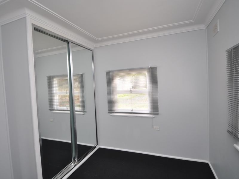 12 Donnison, West Gosford NSW 2250