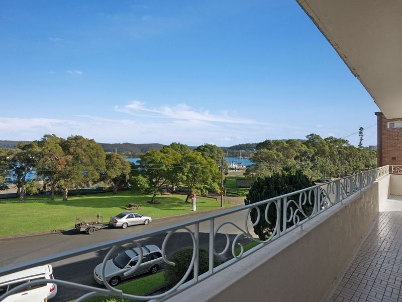 3/13 Masons Parade, Point Frederick NSW 2250