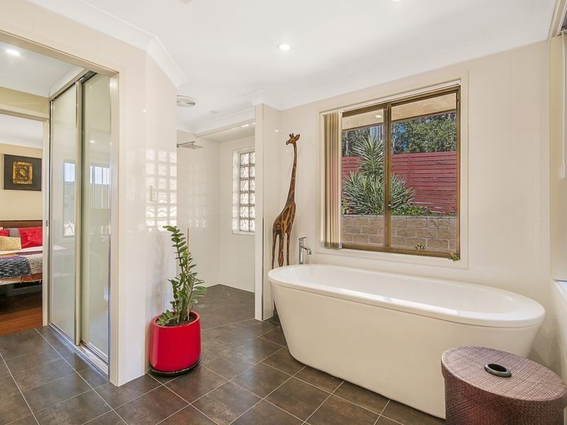 1 Jacana Avenue, Narara NSW 2250