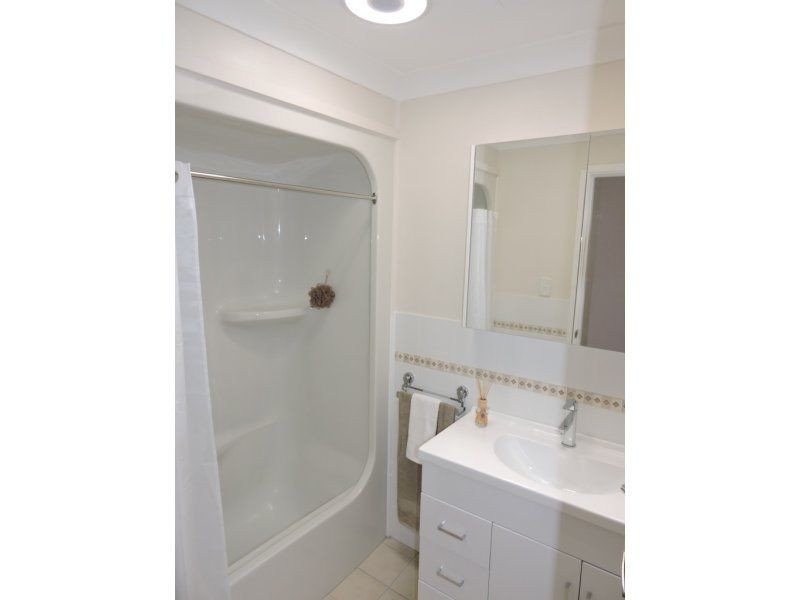 12/195-197 Albany Street, Point Frederick NSW 2250