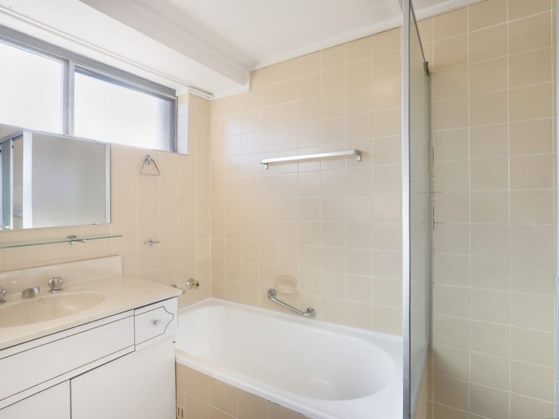 9/1 Mann Street, Gosford NSW 2250