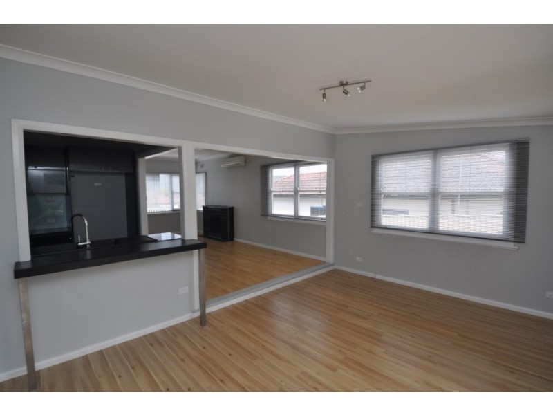 12 Donnison Street, West Gosford NSW 2250