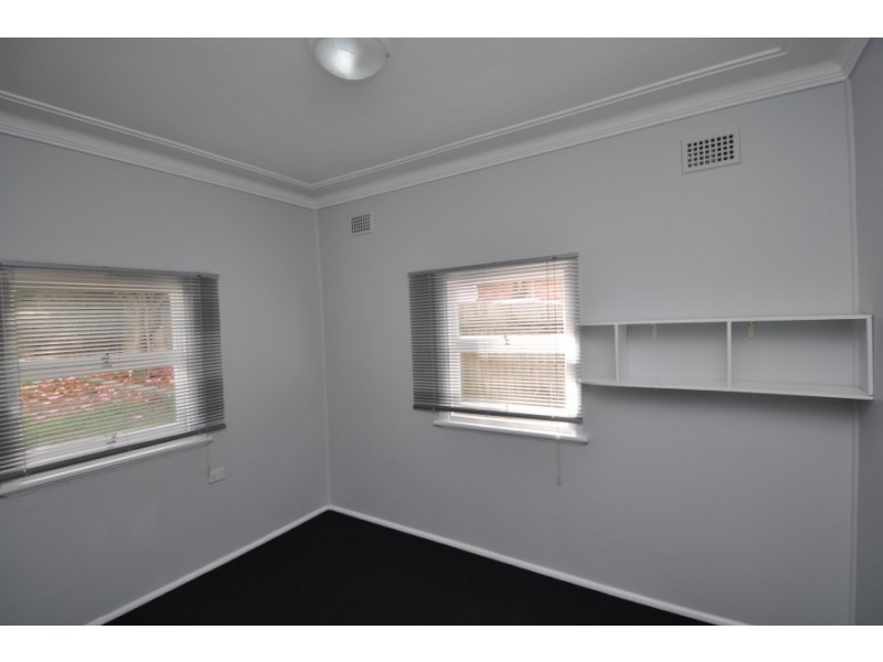 12 Donnison Street, West Gosford NSW 2250