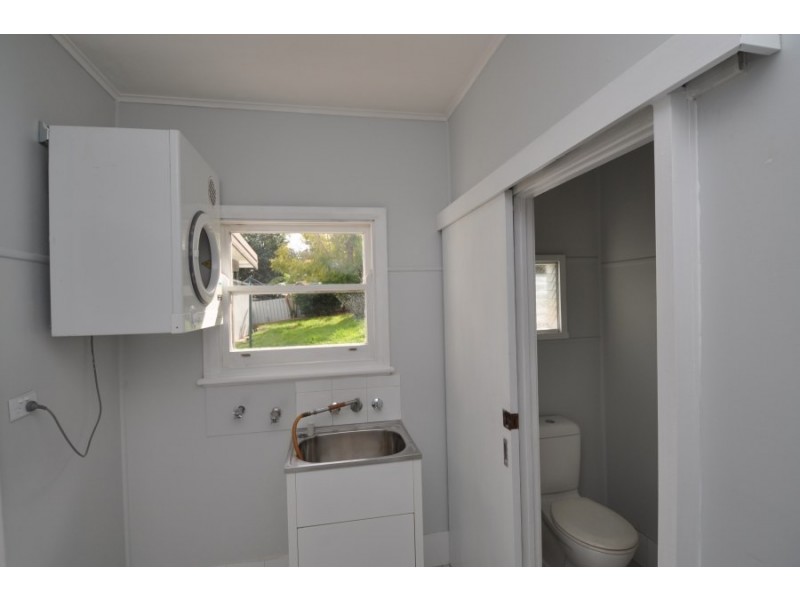 12 Donnison Street, West Gosford NSW 2250