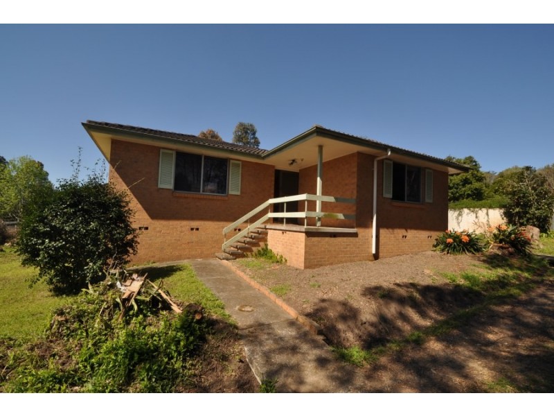 72 Newling Street, Lisarow NSW 2250