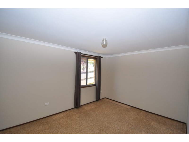 72 Newling Street, Lisarow NSW 2250
